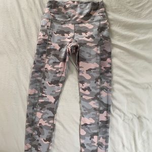Fabletics high wasted power hold leggings 7/8